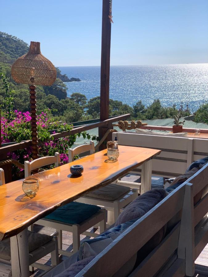 Large Bungalow With Sea View In Kabak Bay, Oeluedeniz Фетхие Экстерьер фото